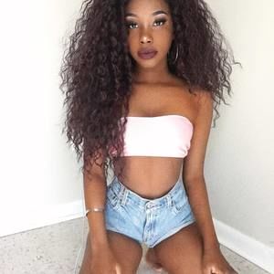 Meet your Posher, Apple